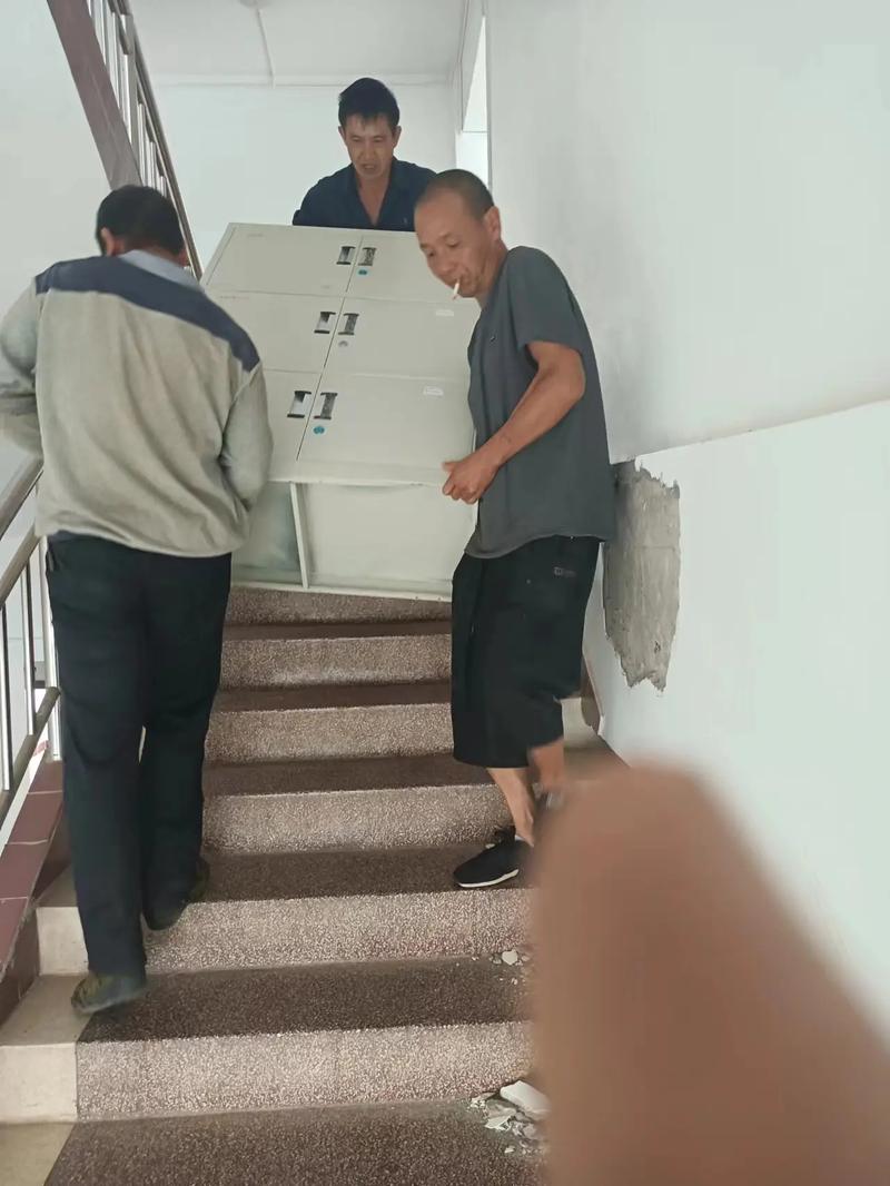 搬家过程中遇到问题？听听这些搬家电话如何“出招”